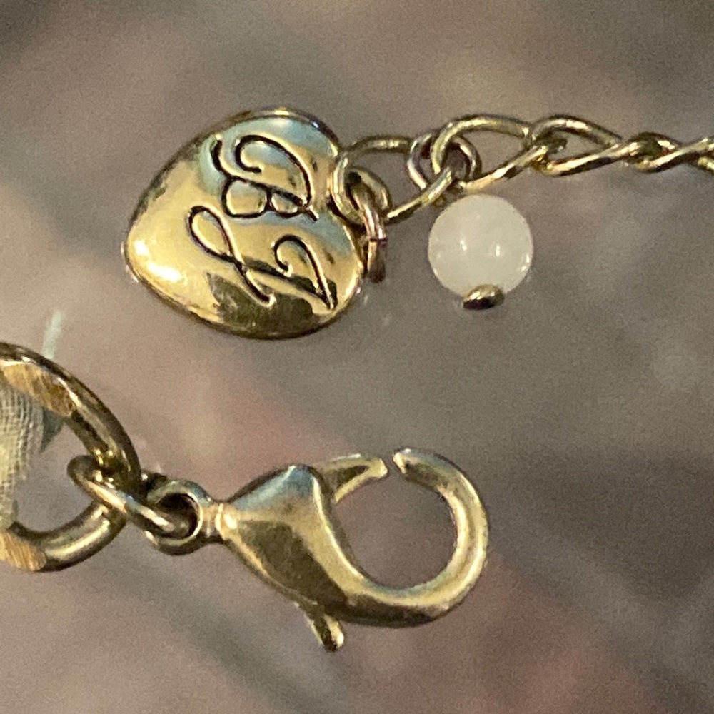 BETSEY JOHNSON - 💀necklace w rhinestones & roses, gold tone chain w ribbon - Picture 5 of 16